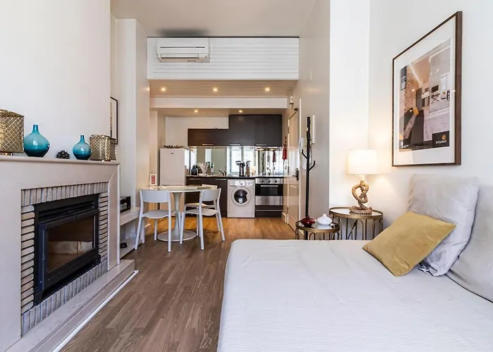Refuge In Chiado, Elegance And Comfort In ליסבון