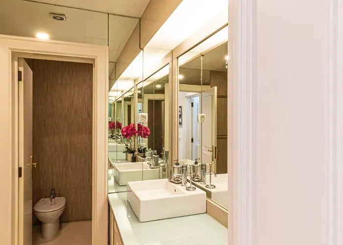 Refuge In Chiado, Elegance And Comfort In Appartamento *