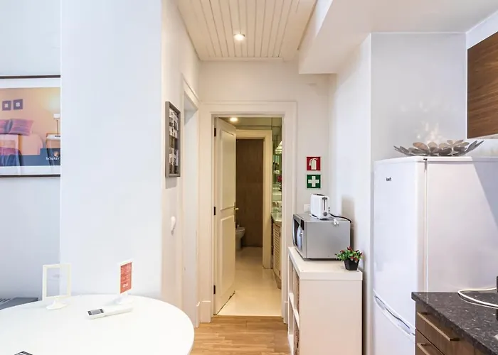 Refuge In Chiado, Elegance And Comfort In Appartamento *